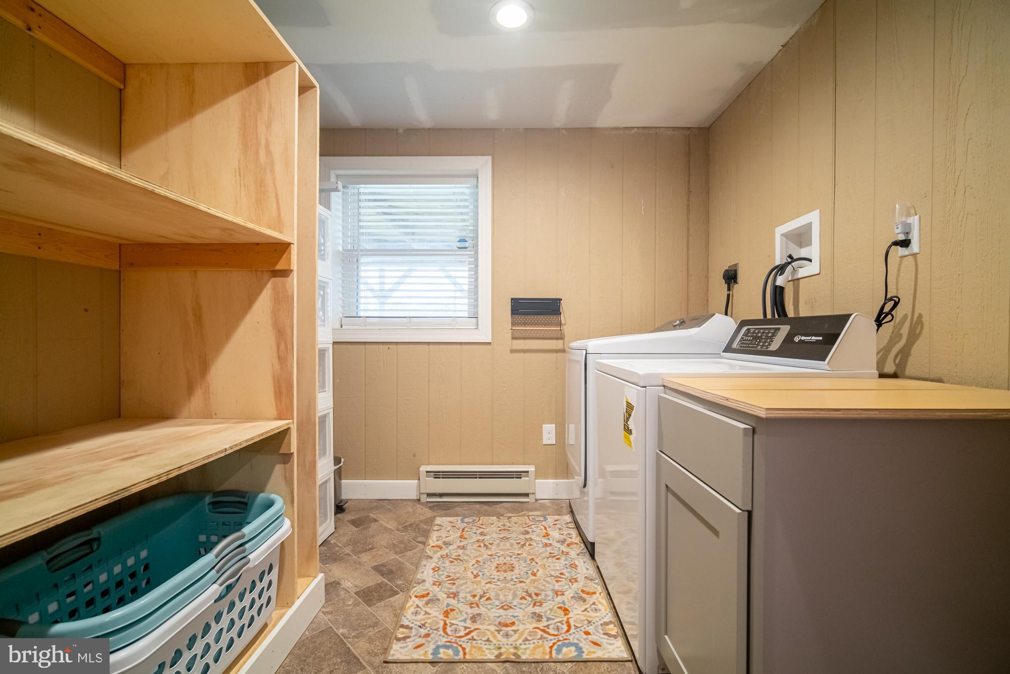 CHESTNUT RIDGE - Residential