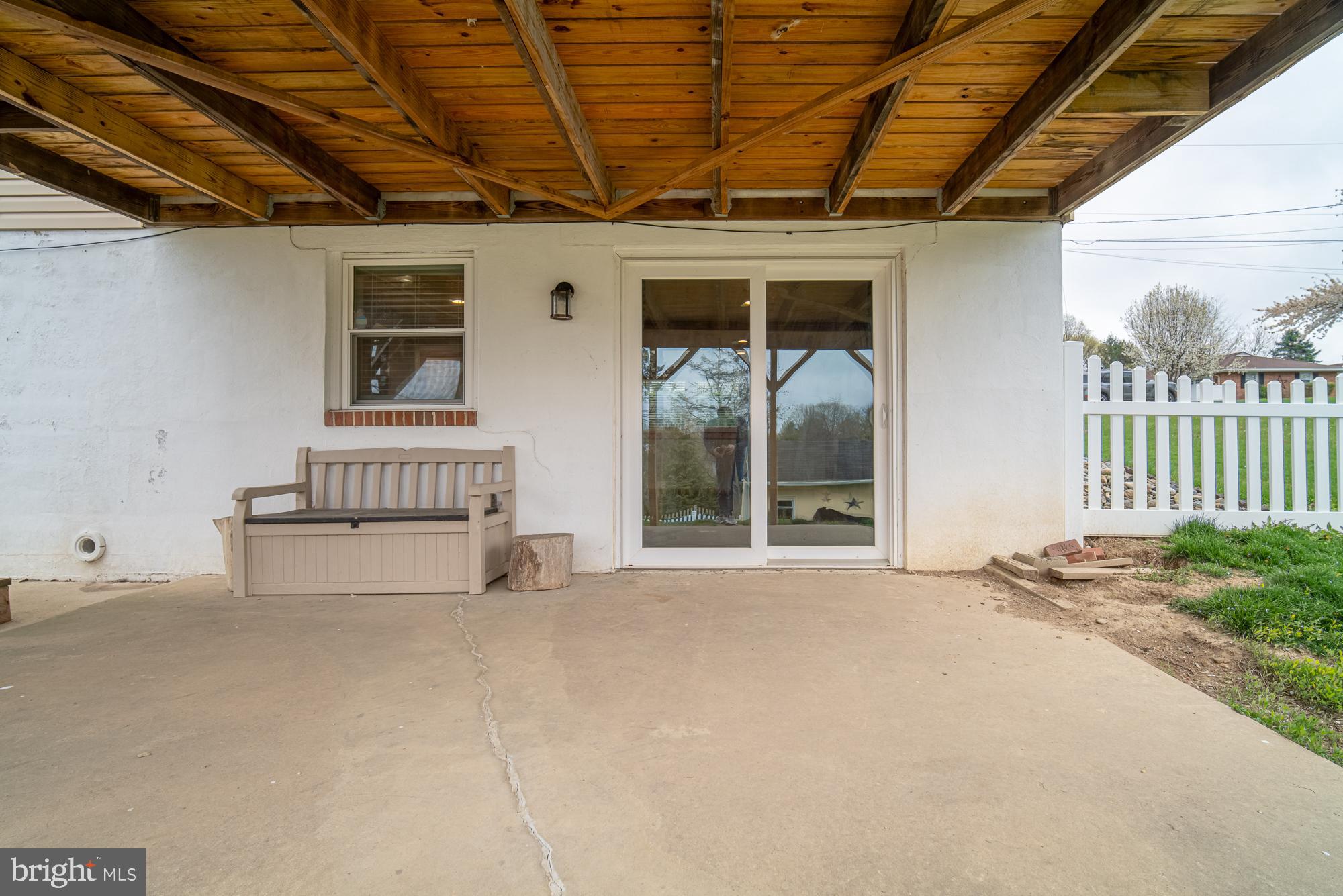 CHESTNUT RIDGE - Residential