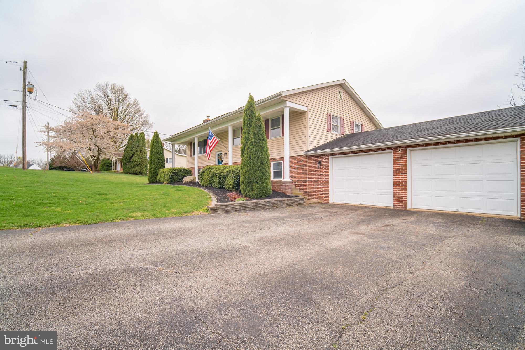 CHESTNUT RIDGE - Residential