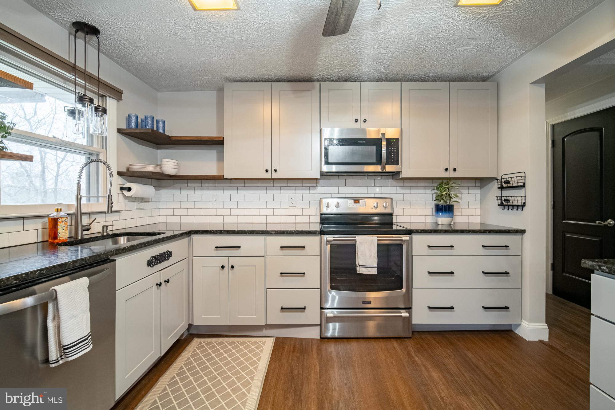 CHESTNUT RIDGE - Residential