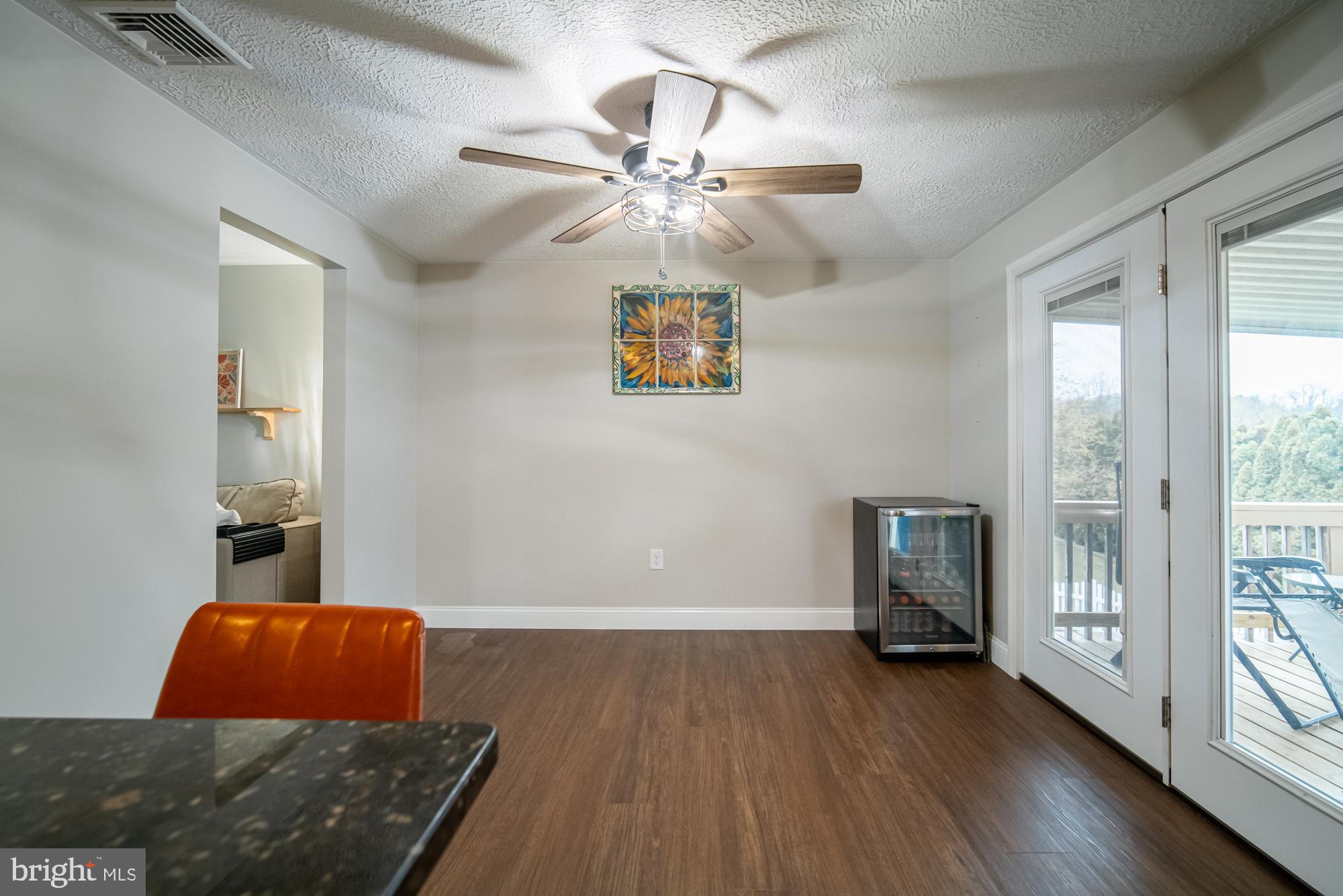 CHESTNUT RIDGE - Residential