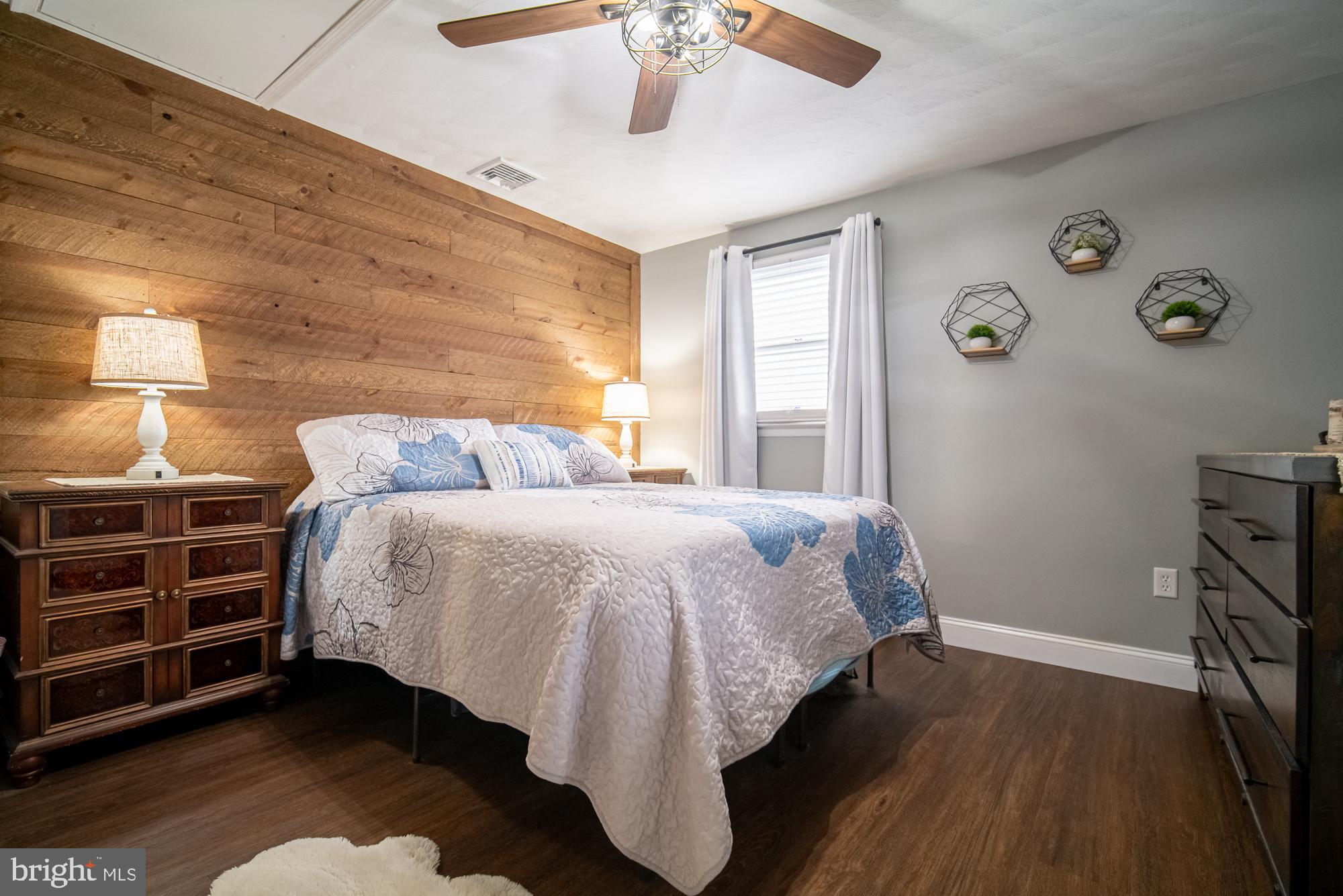 CHESTNUT RIDGE - Residential