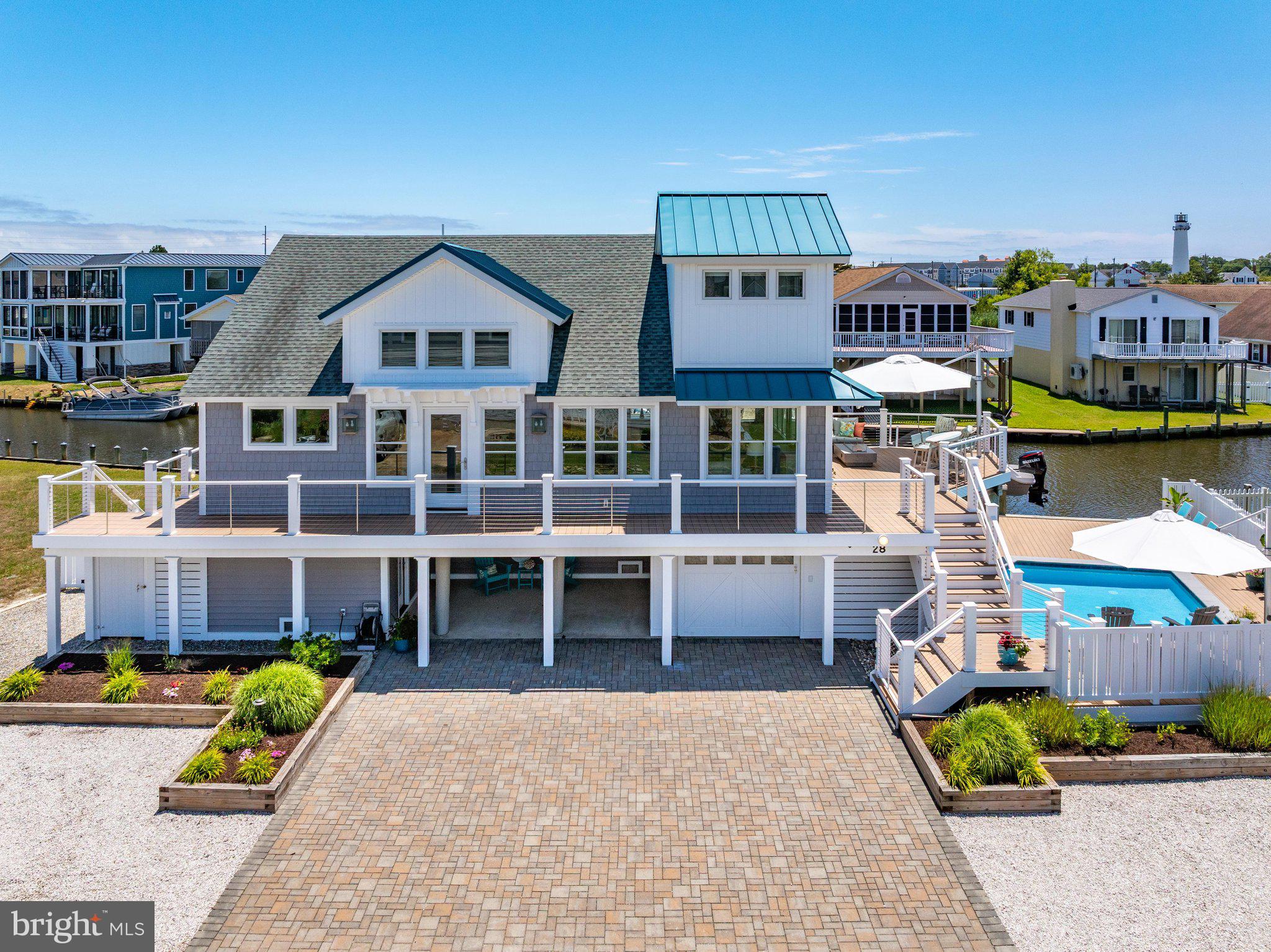28 OYSTER BAY DRIVE