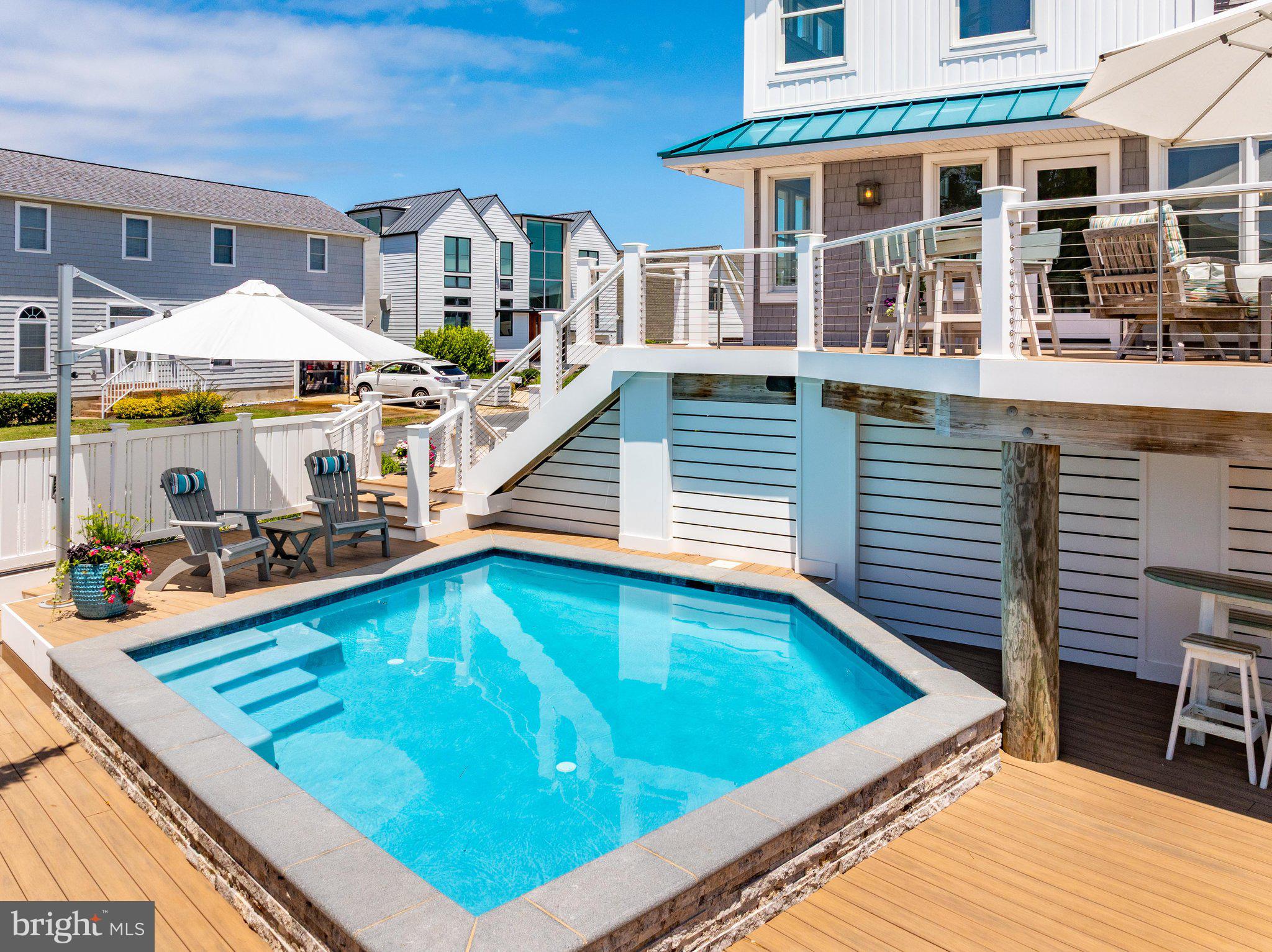 28 OYSTER BAY DRIVE