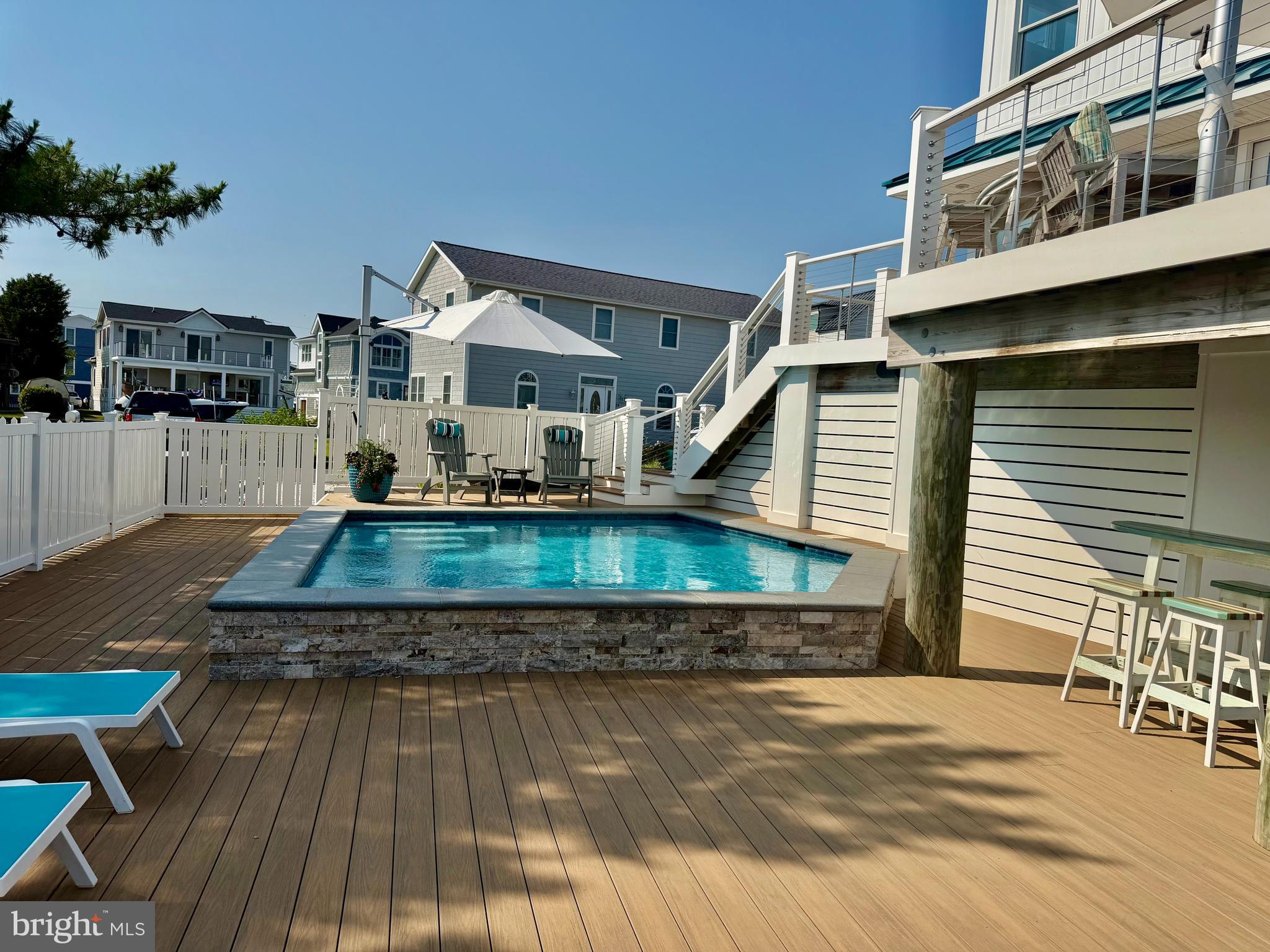 28 OYSTER BAY DRIVE