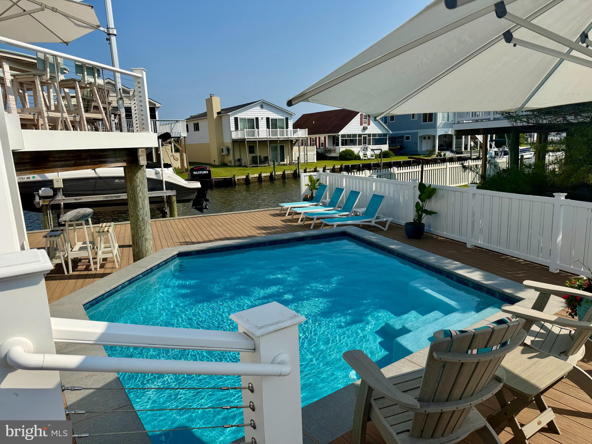28 OYSTER BAY DRIVE