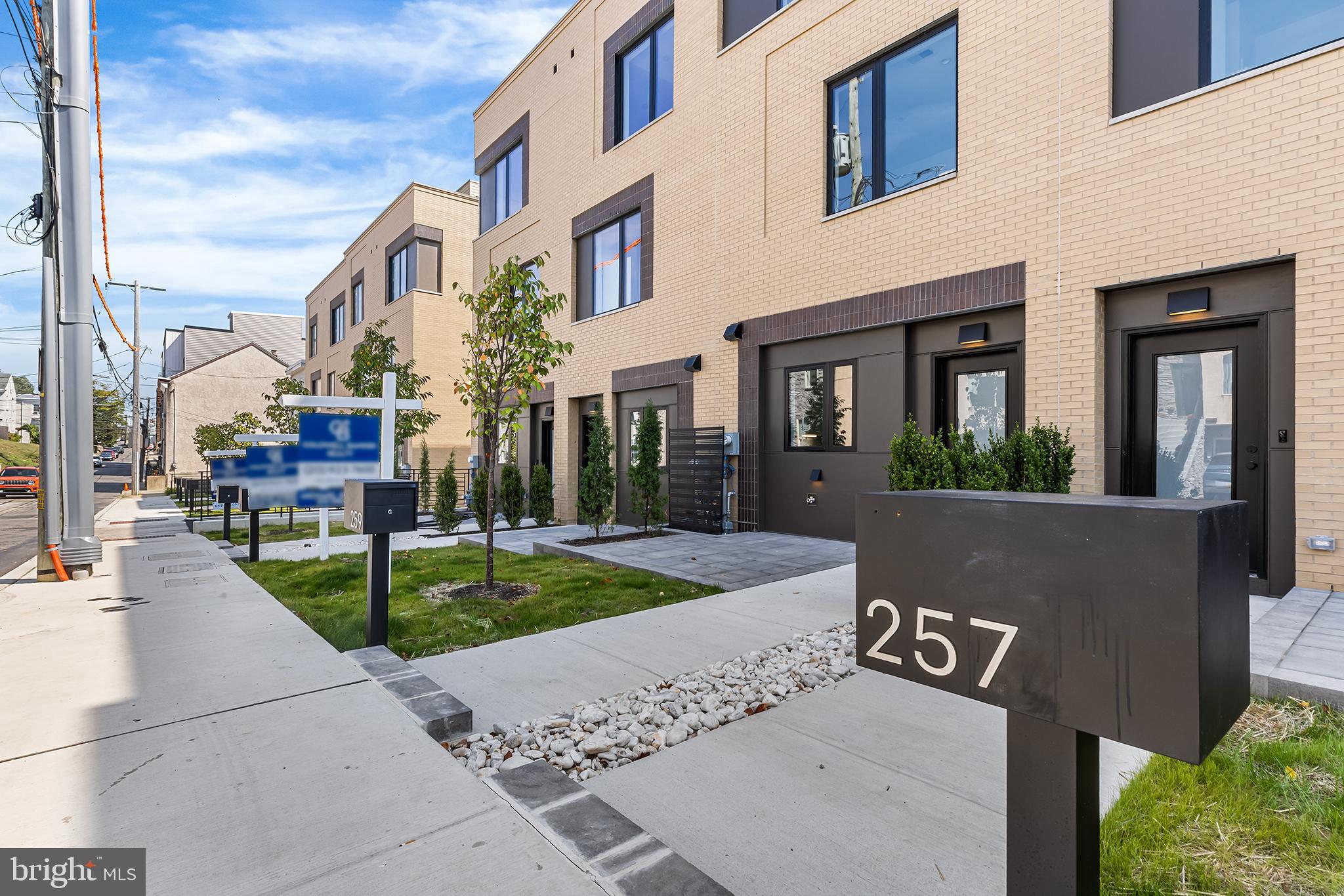 MANAYUNK - Residential