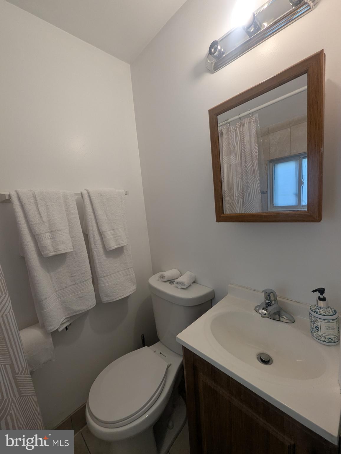 TEMPLE UNIVERSITY - Residential Lease