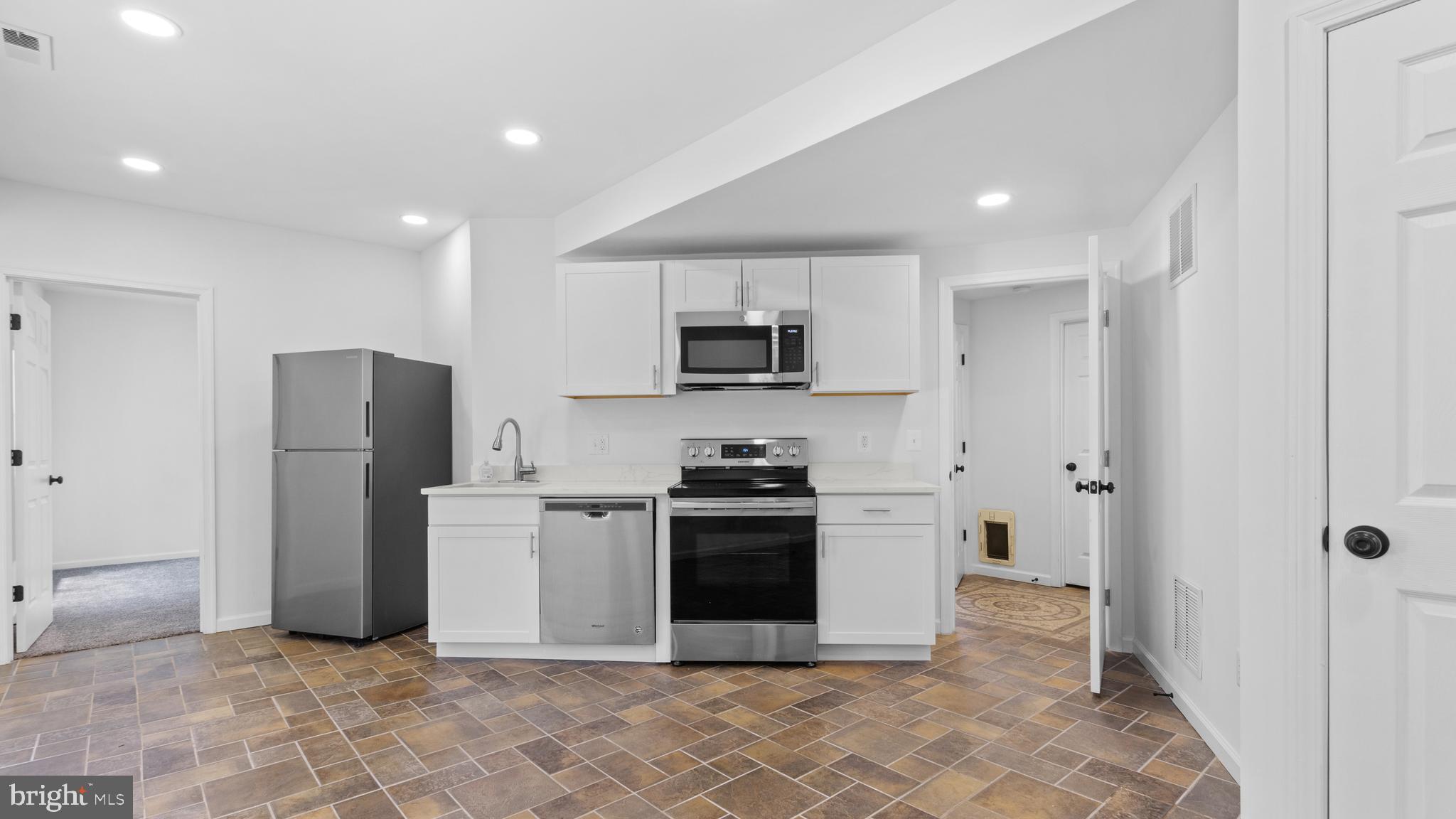 WHITESTONE MARSHALL HEIGHTS - Residential