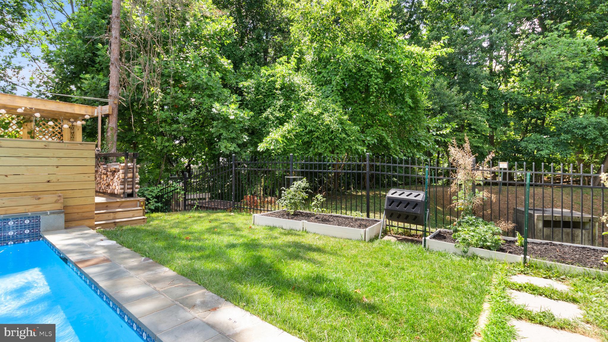 WHITESTONE MARSHALL HEIGHTS - Residential