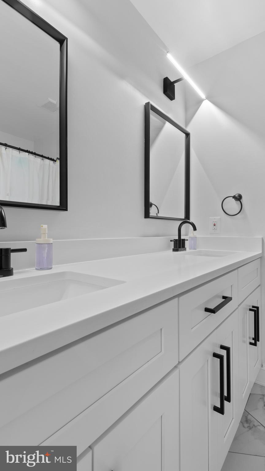 WHITESTONE MARSHALL HEIGHTS - Residential