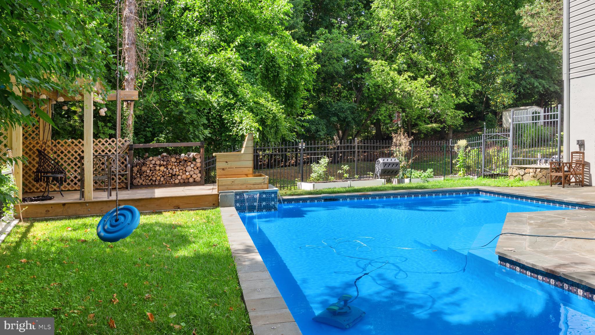 WHITESTONE MARSHALL HEIGHTS - Residential