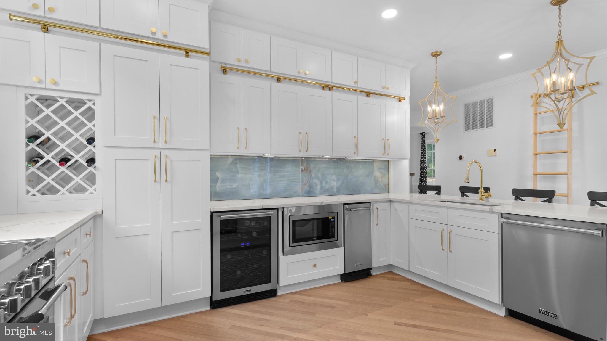 WHITESTONE MARSHALL HEIGHTS - Residential