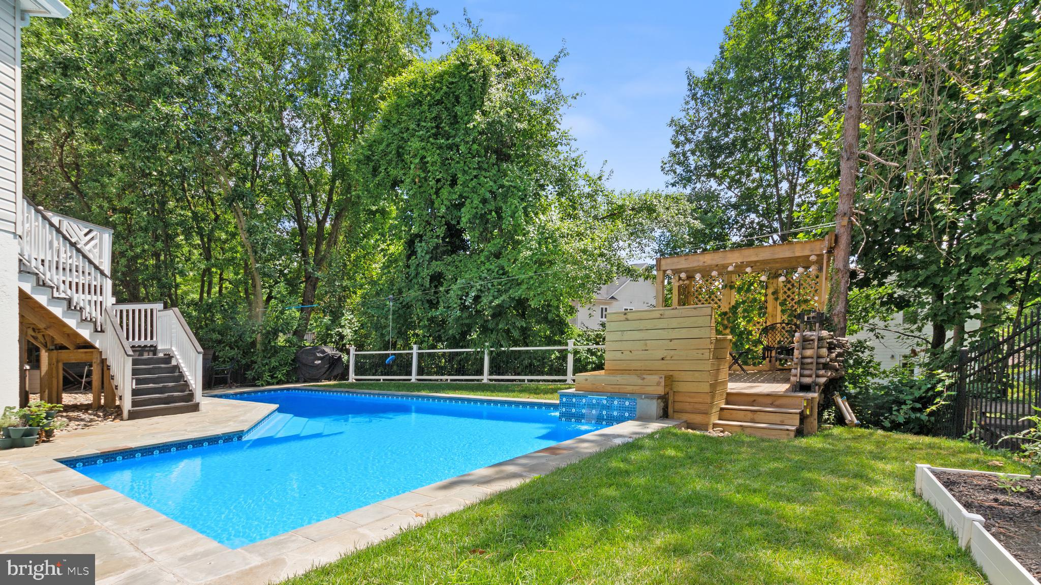 WHITESTONE MARSHALL HEIGHTS - Residential