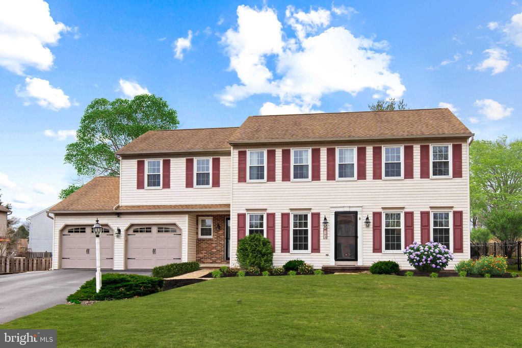 Photo of 103 POST OAK RD, LANCASTER, PA 17603 (MLS # PALA2032294)