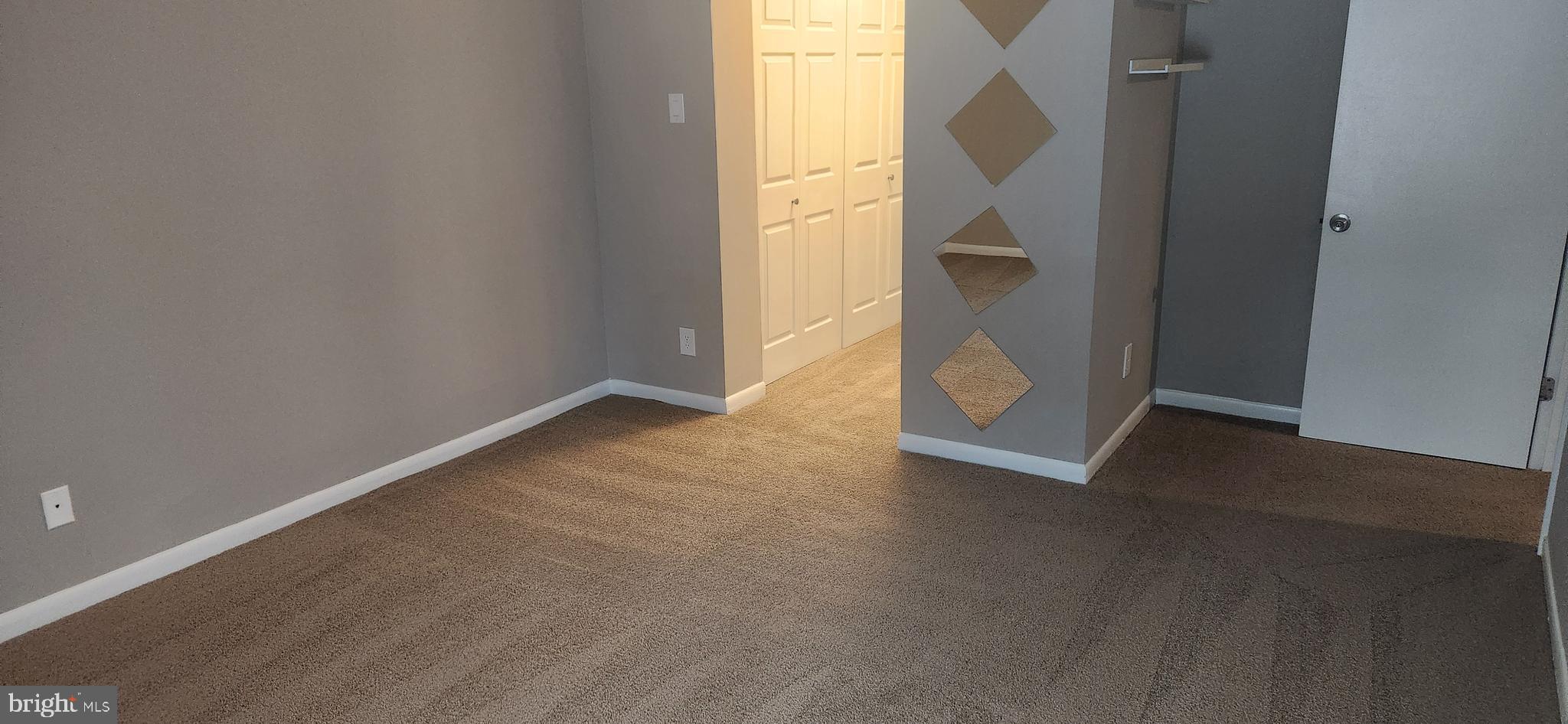 TREETOP - Residential