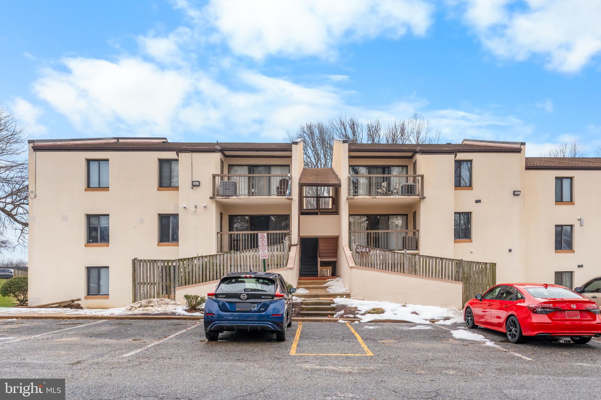 TREETOP - Residential