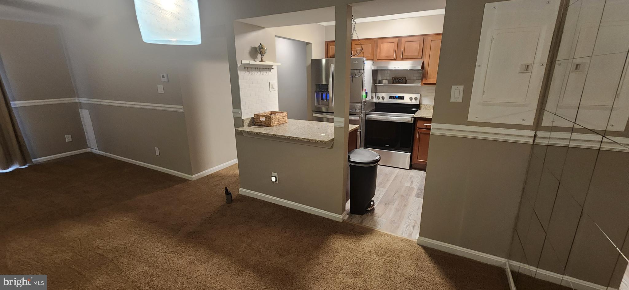 TREETOP - Residential