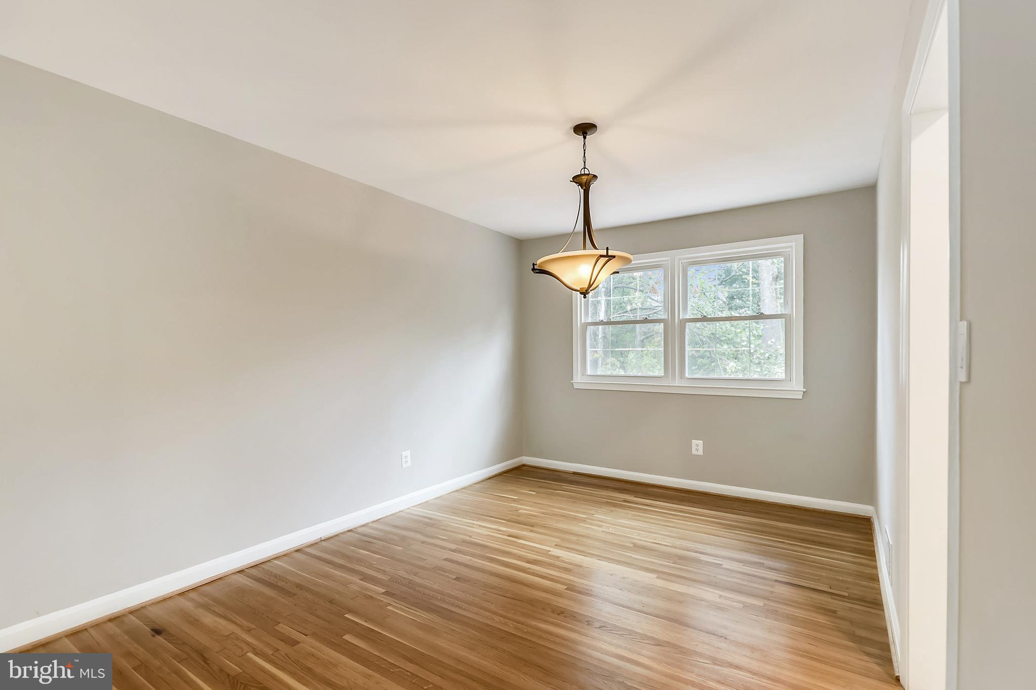 KEMP MILL HILLS - Residential