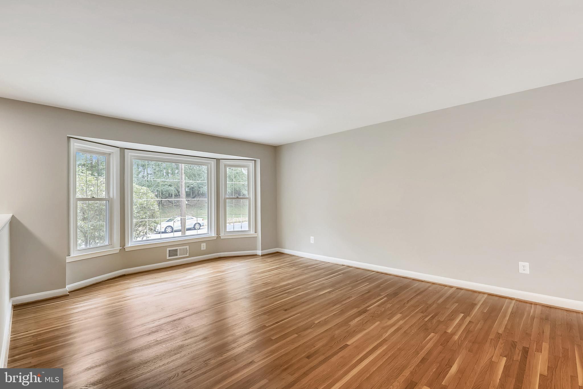 KEMP MILL HILLS - Residential