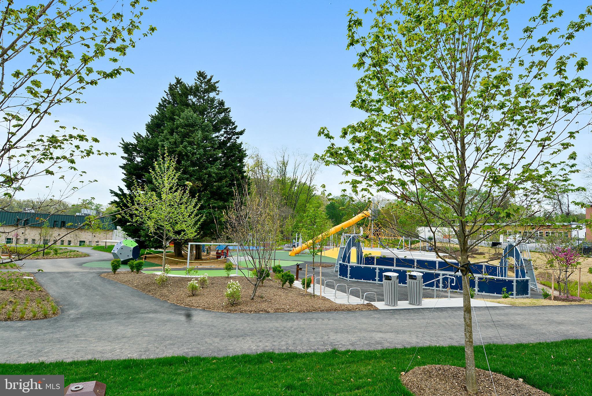 KEMP MILL HILLS - Residential