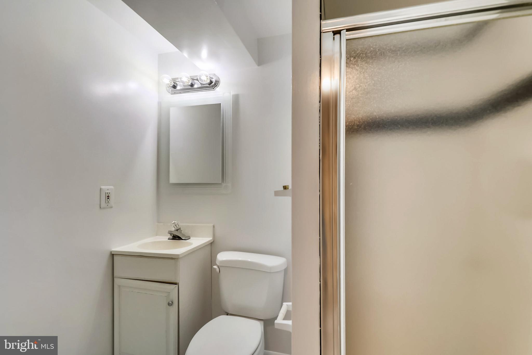 KEMP MILL HILLS - Residential