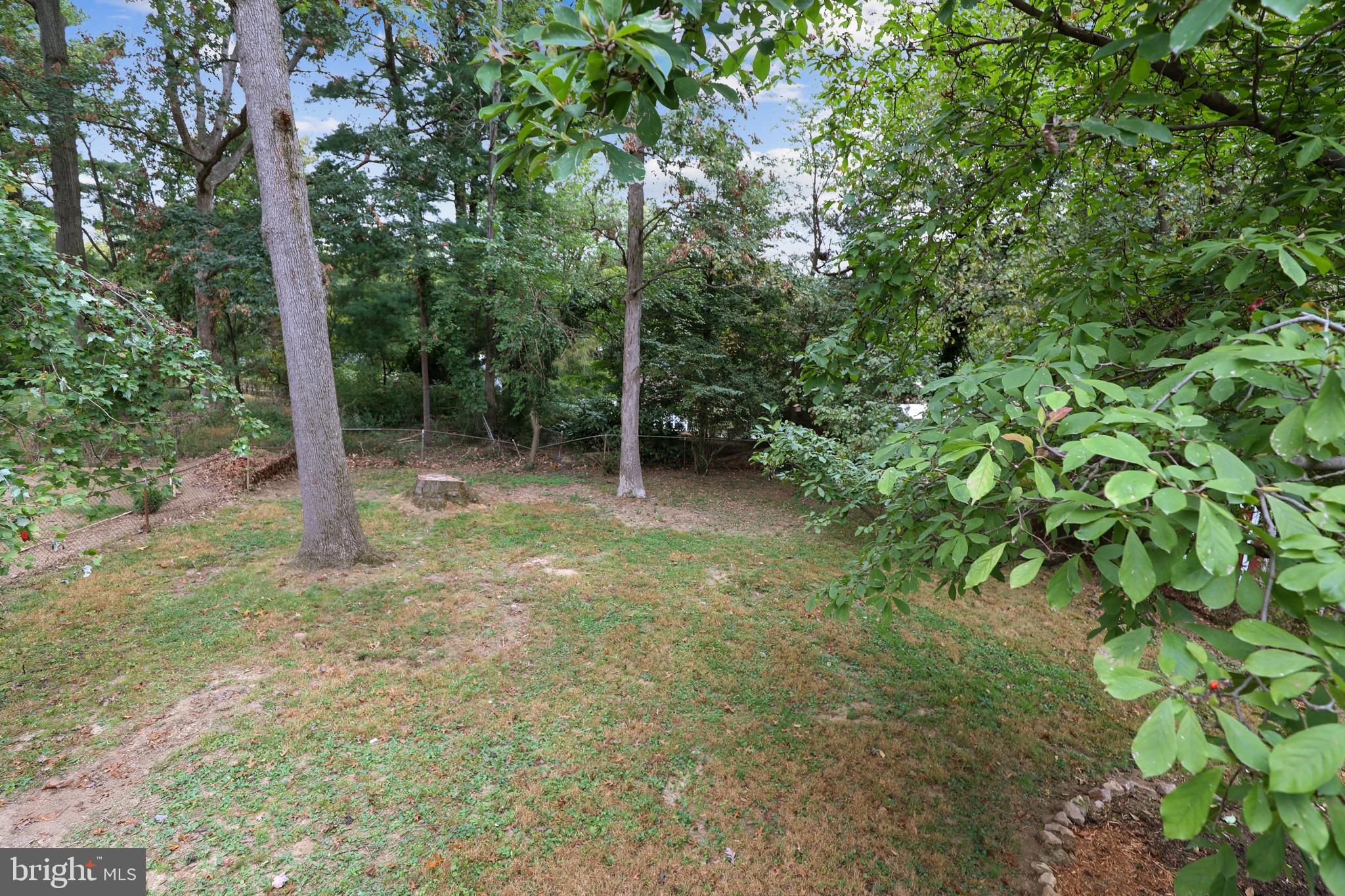 KEMP MILL HILLS - Residential