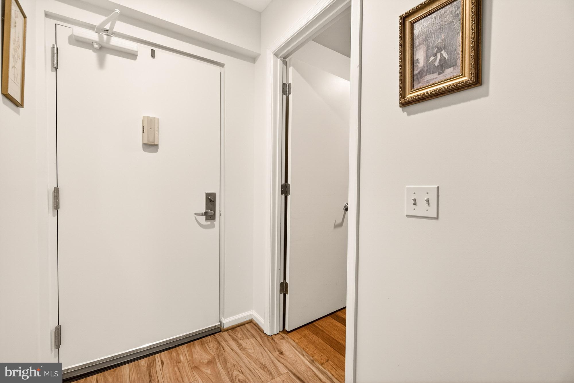 LEISURE WORLD - Residential