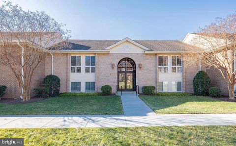 Photo of 3240 Gleneagles Drive #102-1, SILVER SPRING, MD 20906 (MLS # MDMC2212776)