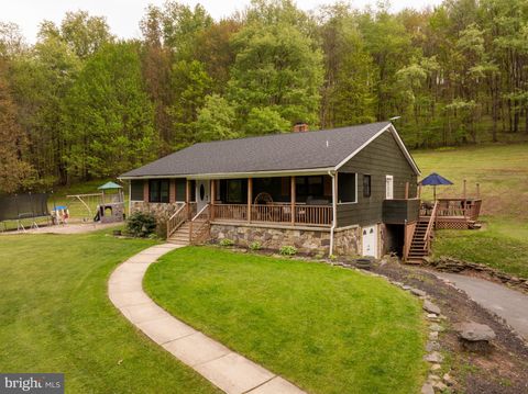 Homes For Sale - 2254 Garrett Road<br/> OAKLAND, MD 21550