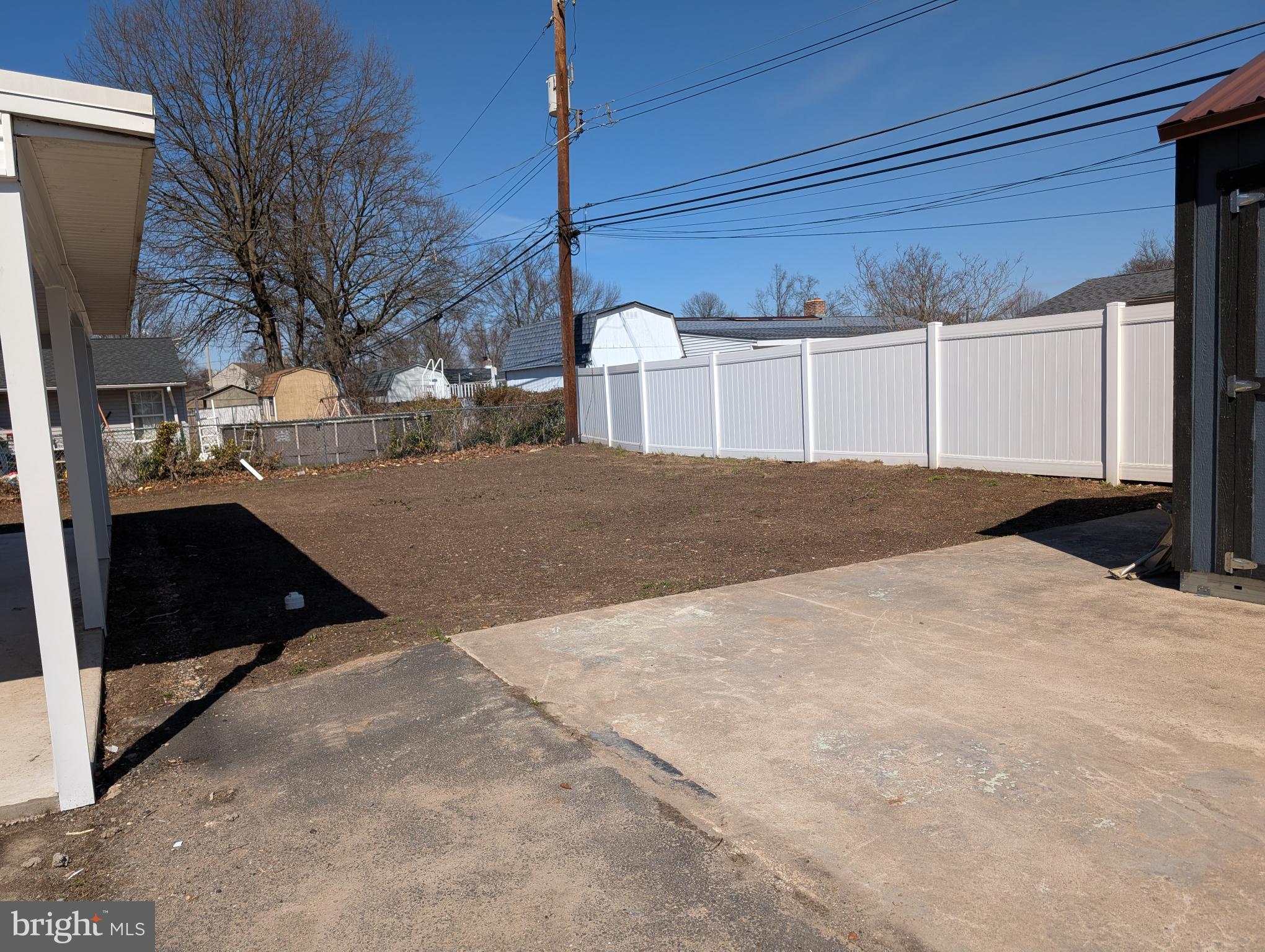 OAKTREE HOLLOW - Residential