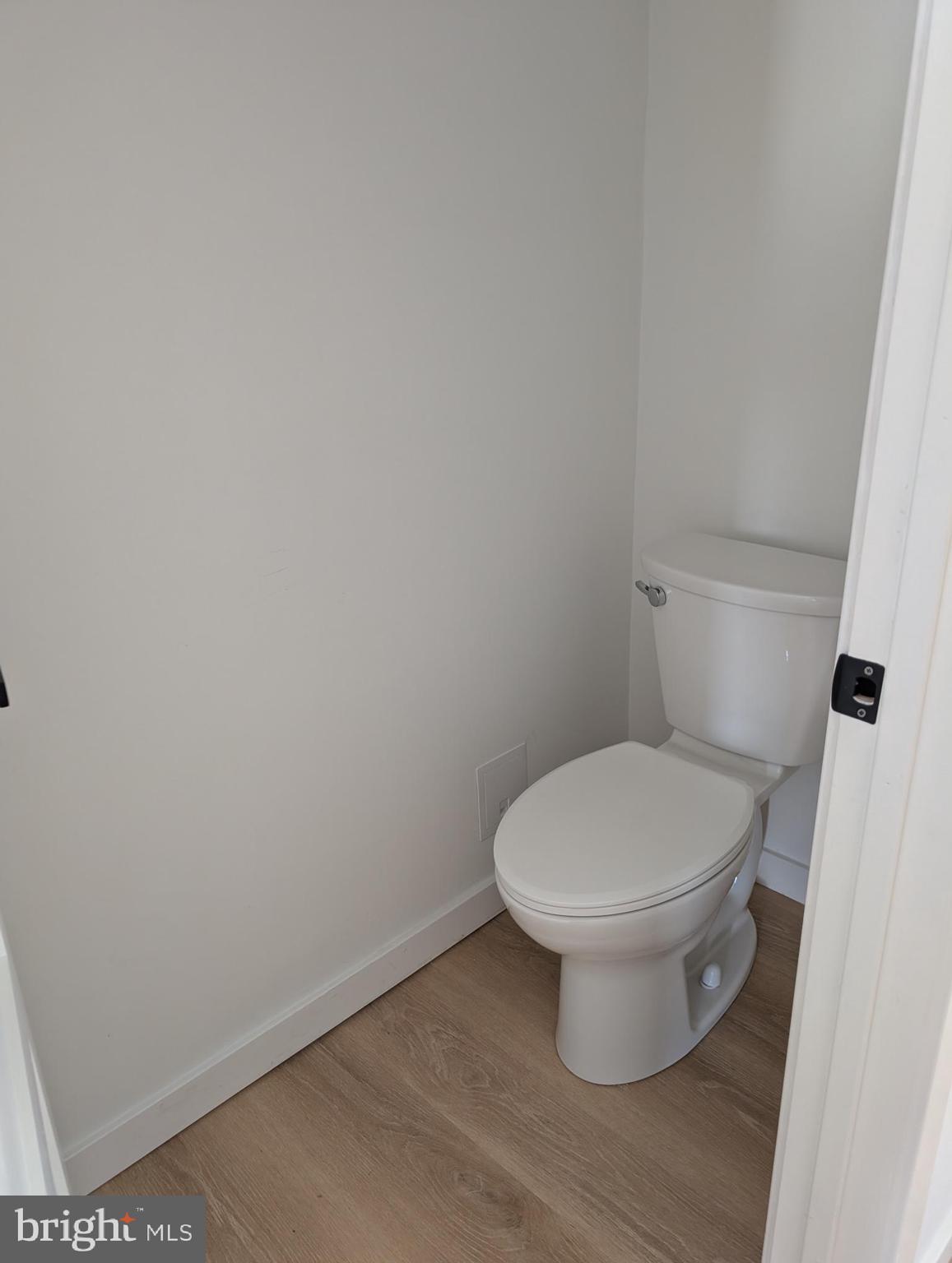 OAKTREE HOLLOW - Residential