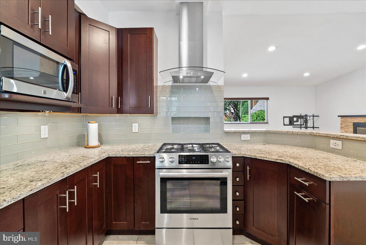 4600 STRATHBLANE PLACE