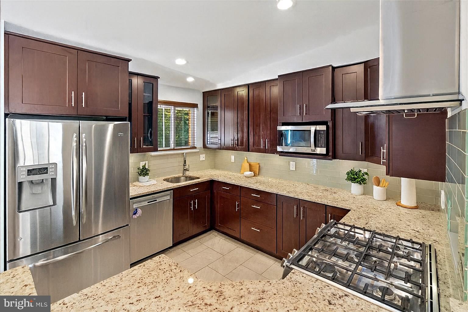 4600 STRATHBLANE PLACE