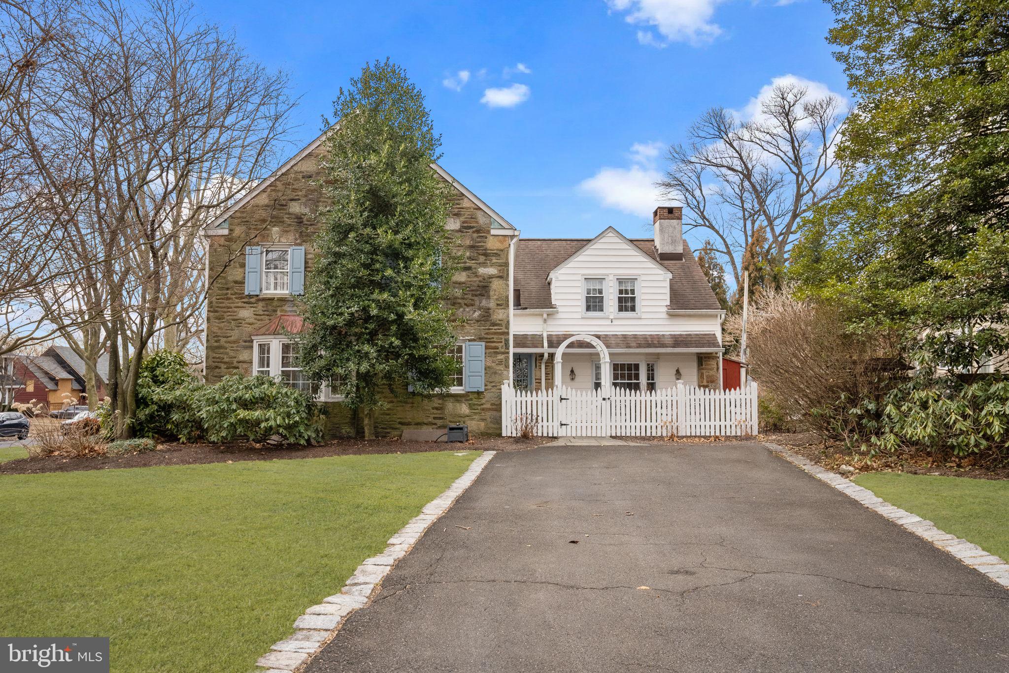 JENKINTOWN MANOR - Residential