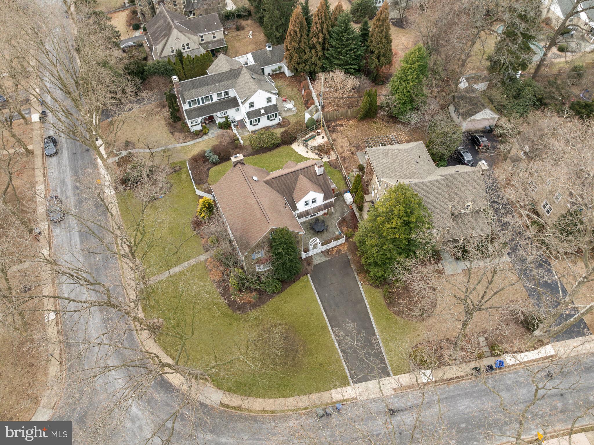 JENKINTOWN MANOR - Residential