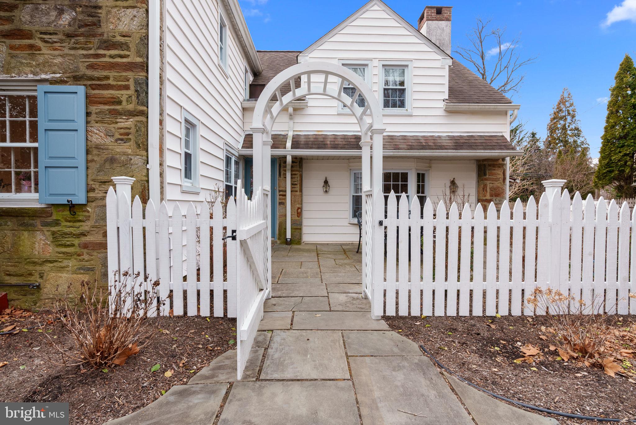 JENKINTOWN MANOR - Residential