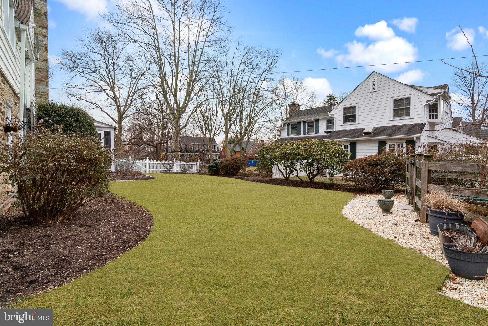 JENKINTOWN MANOR - Residential