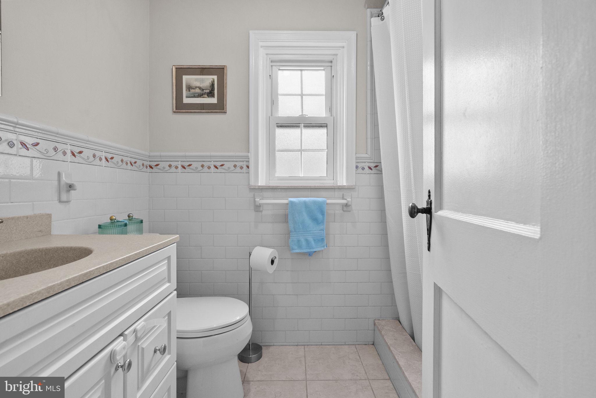 JENKINTOWN MANOR - Residential