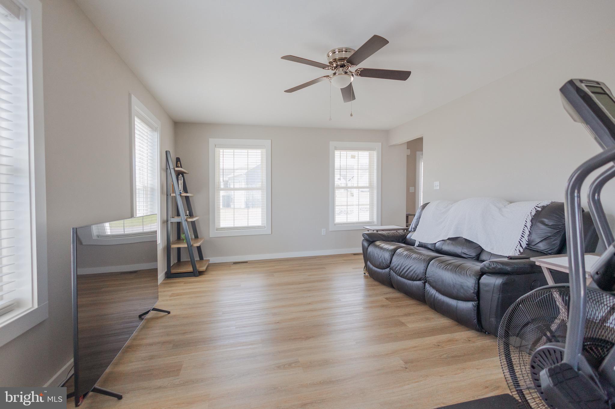 PEBBLE RIDGE - Residential