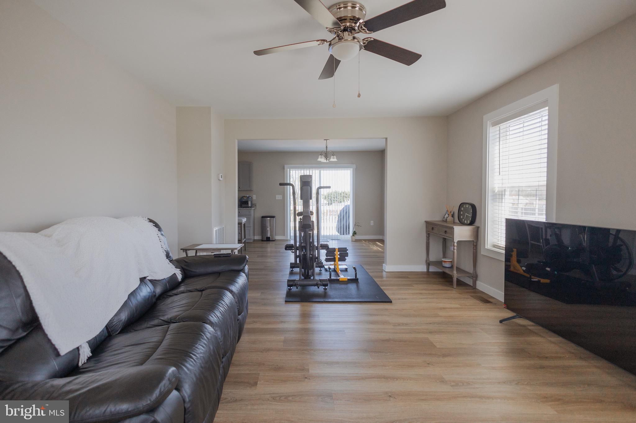 PEBBLE RIDGE - Residential