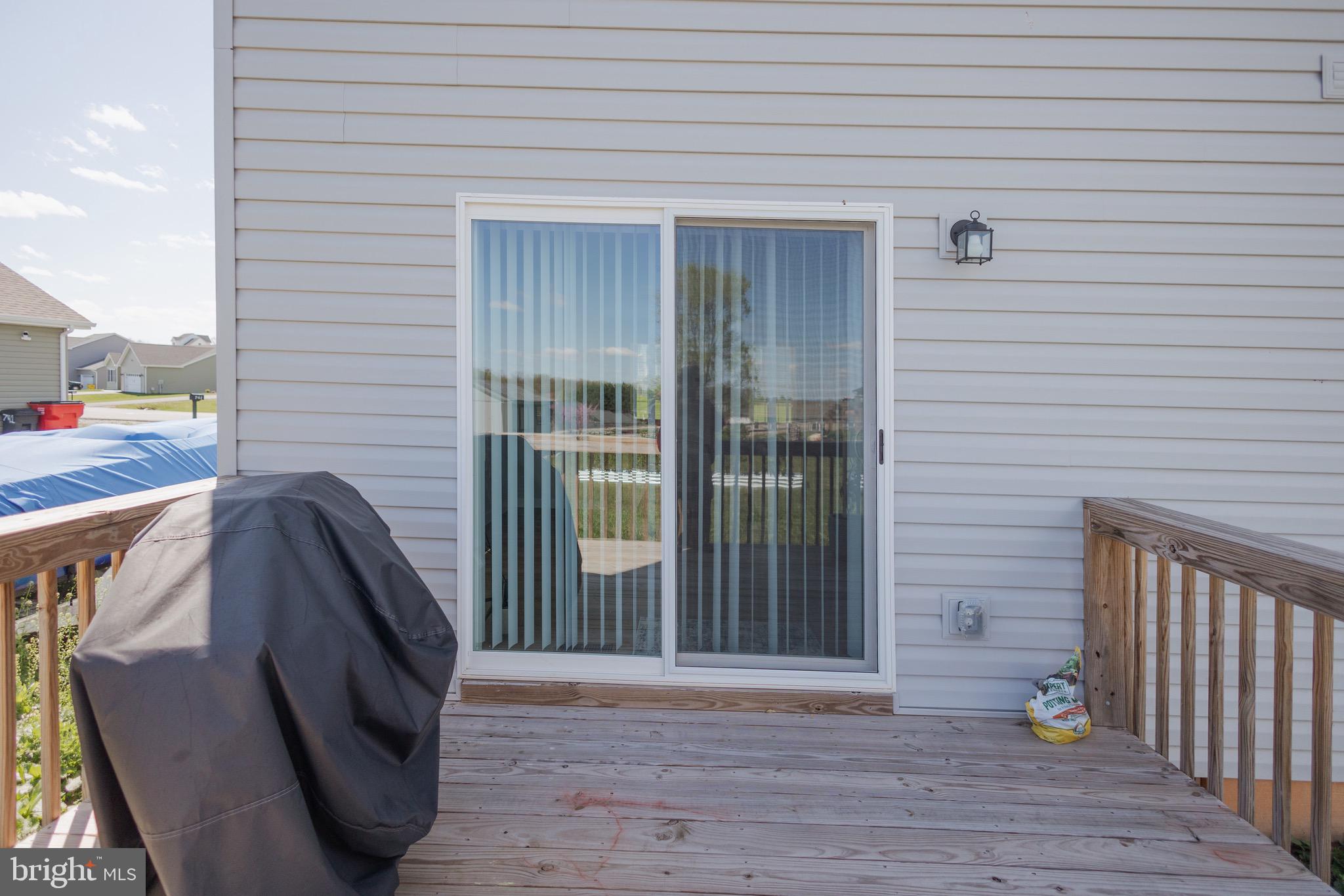 PEBBLE RIDGE - Residential