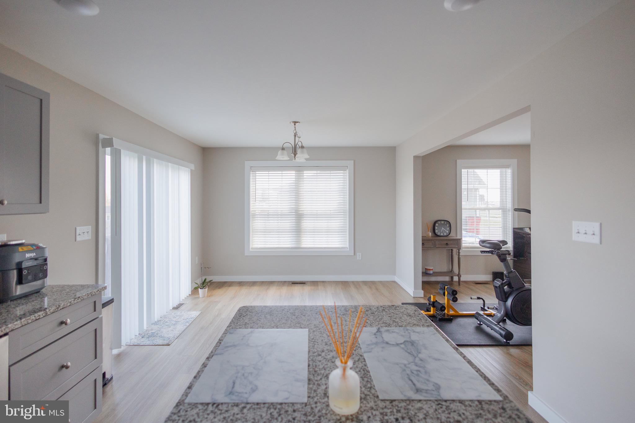 PEBBLE RIDGE - Residential