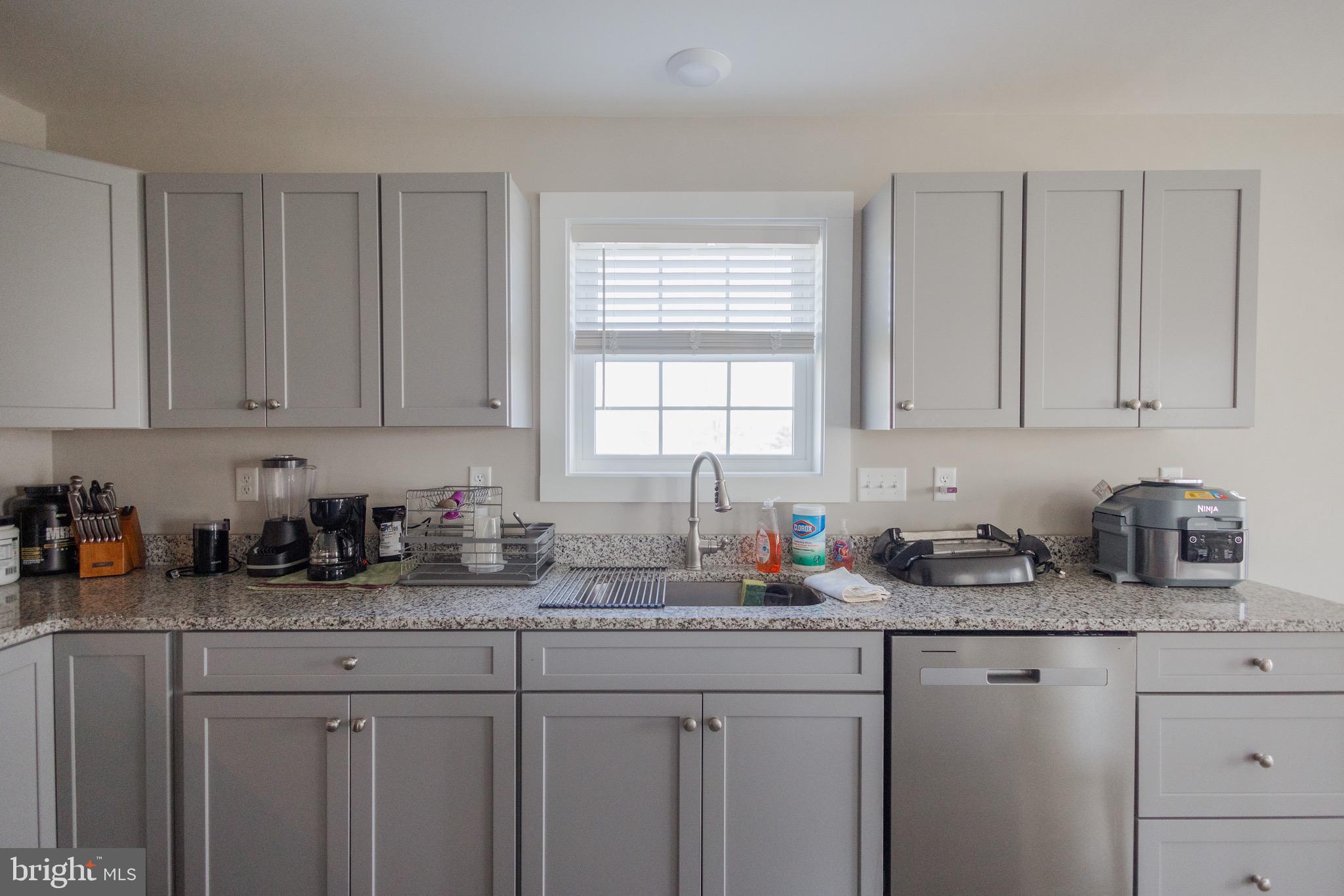 PEBBLE RIDGE - Residential