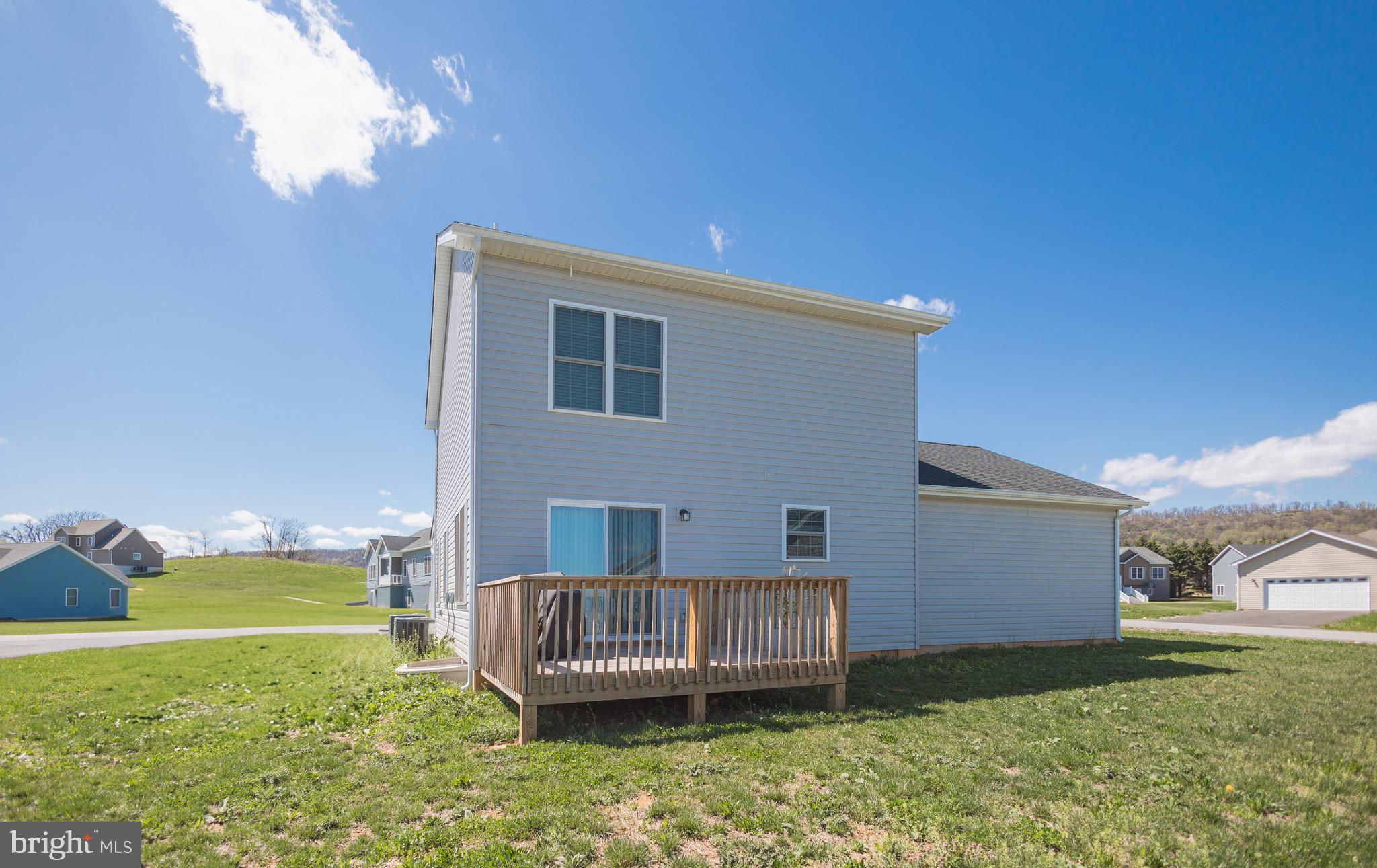 PEBBLE RIDGE - Residential