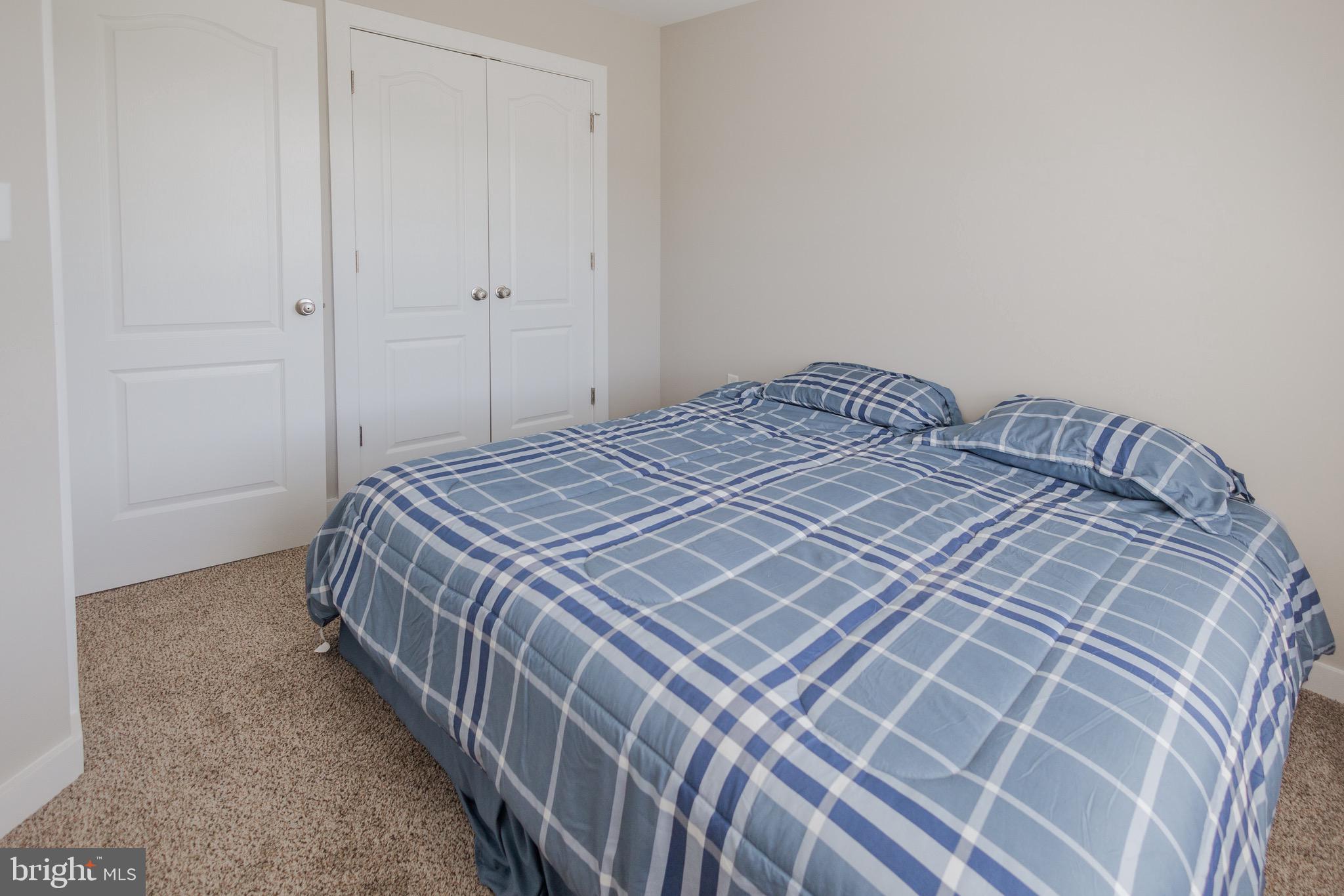 PEBBLE RIDGE - Residential