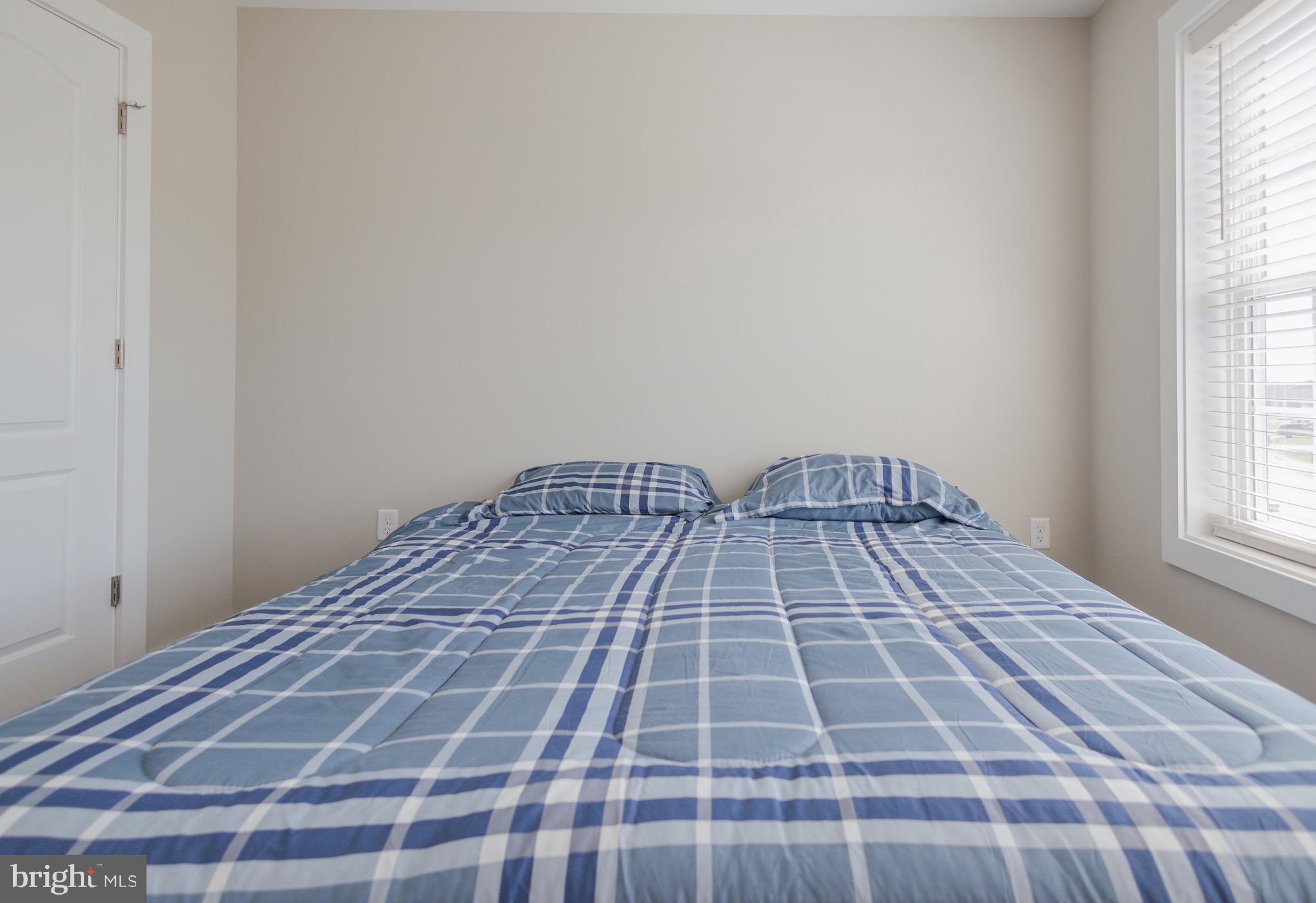 PEBBLE RIDGE - Residential