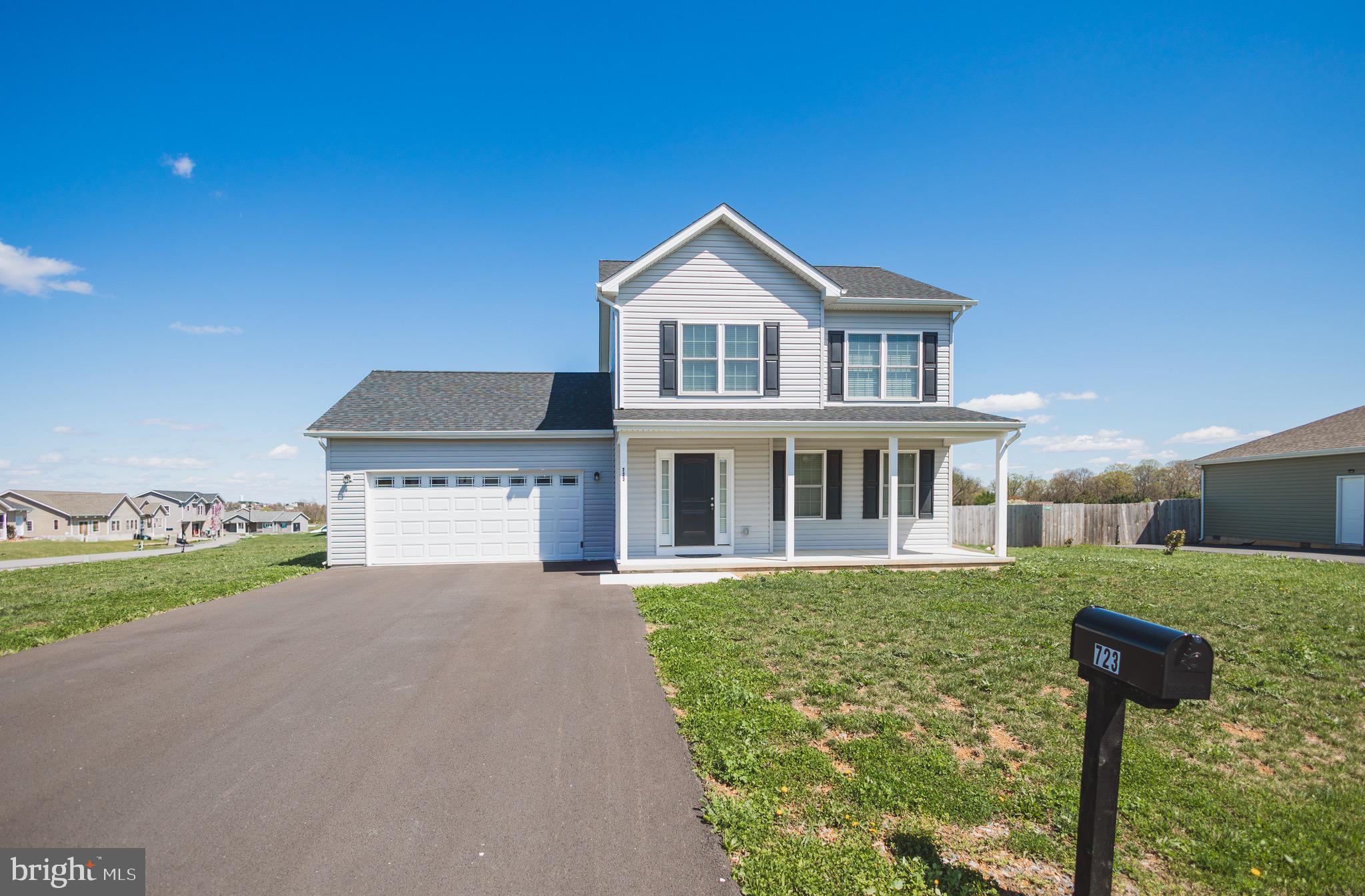 PEBBLE RIDGE - Residential