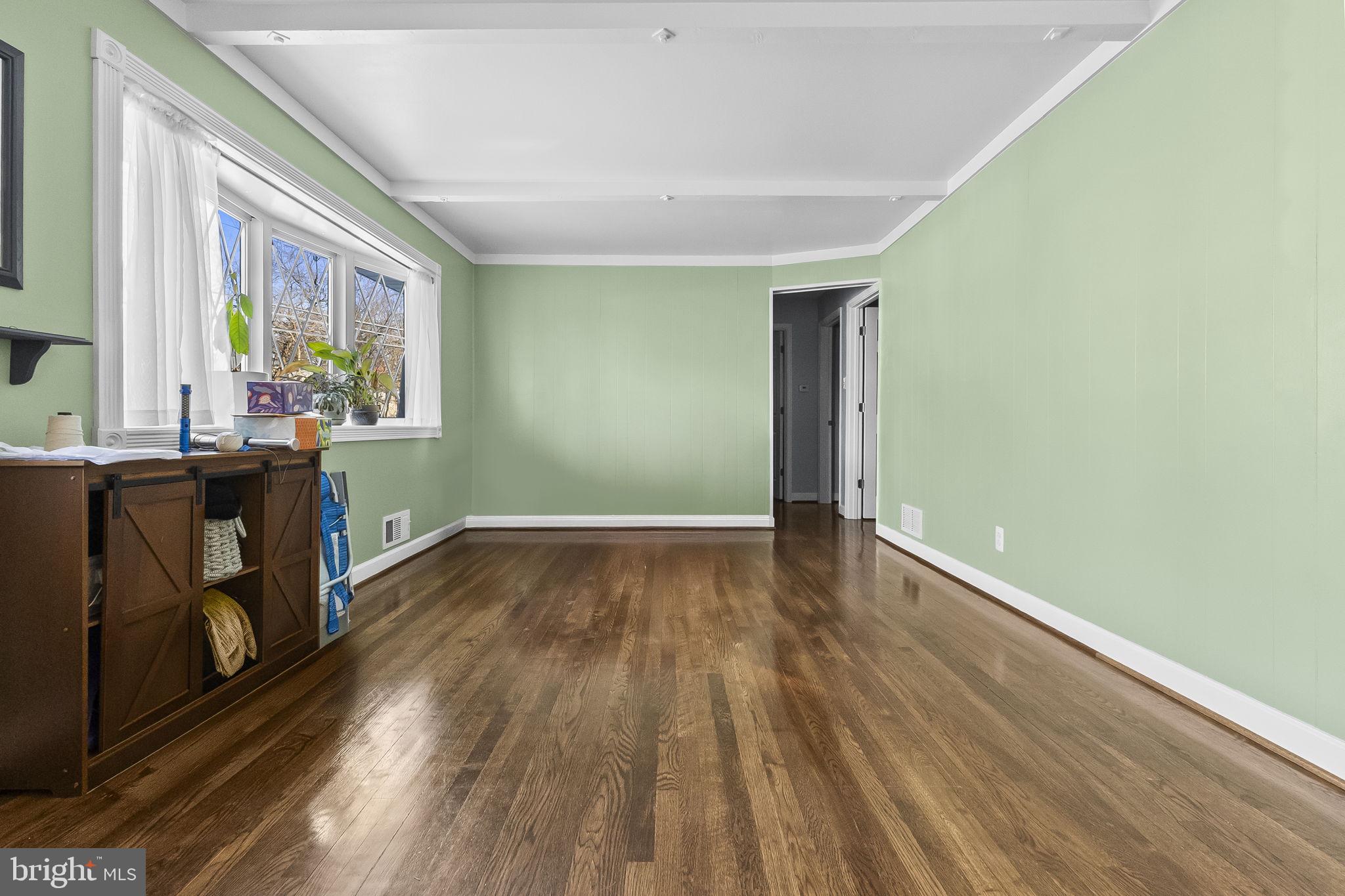 CHARLTON HEIGHTS - Residential