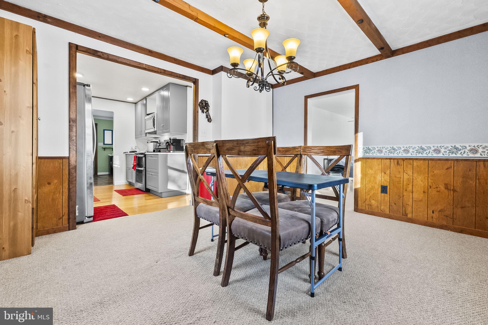 CHARLTON HEIGHTS - Residential